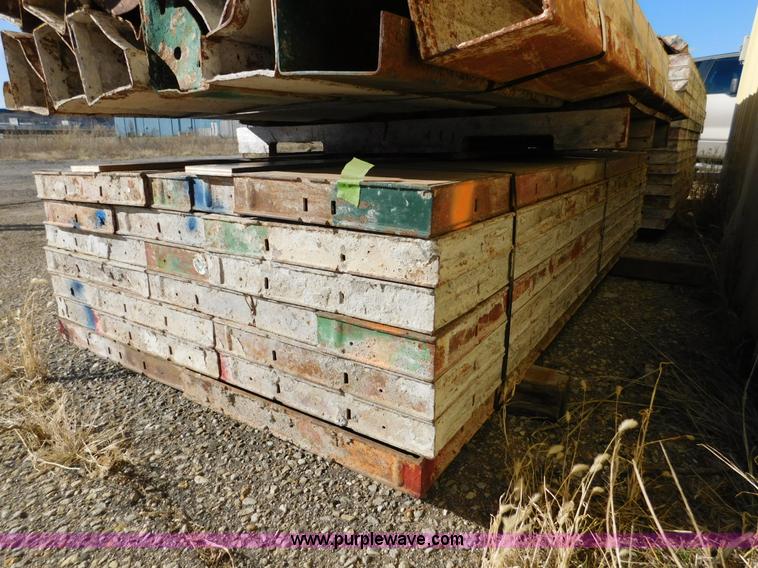 image for item J7433 Assorted concrete forms