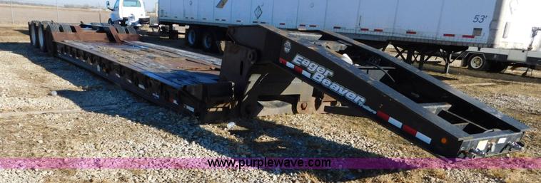 image for item J7482 2006 Eager Beaver 55 GLS lowboy equipment trailer