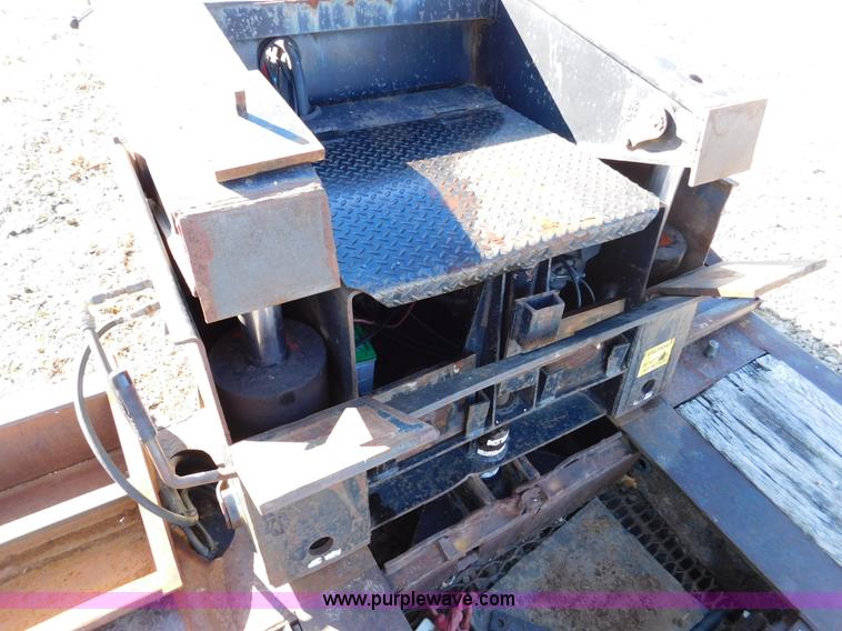 image for item J7482 2006 Eager Beaver 55 GLS lowboy equipment trailer