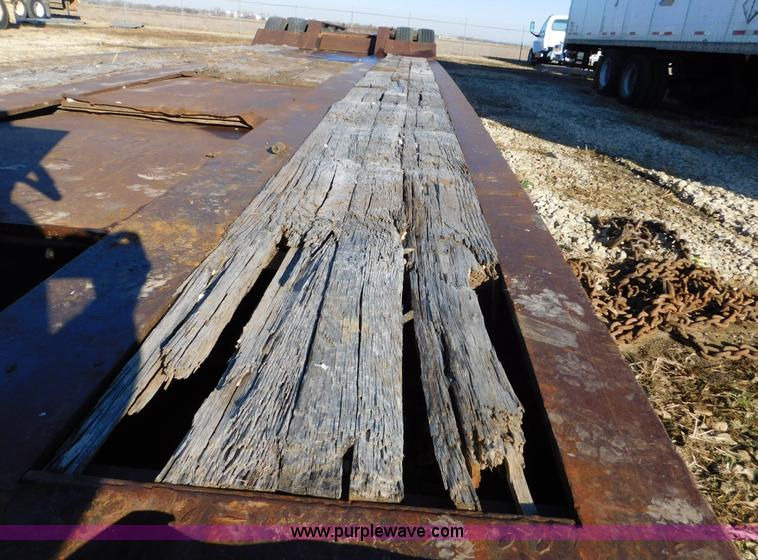 image for item J7482 2006 Eager Beaver 55 GLS lowboy equipment trailer