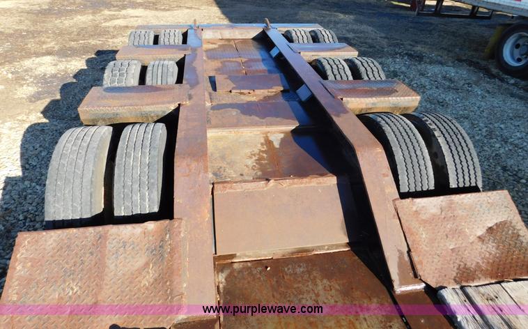 image for item J7482 2006 Eager Beaver 55 GLS lowboy equipment trailer