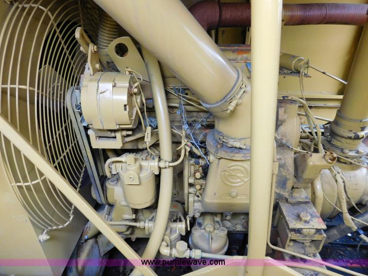 image for item J7488 Sullair 300 D2W0 air compressor