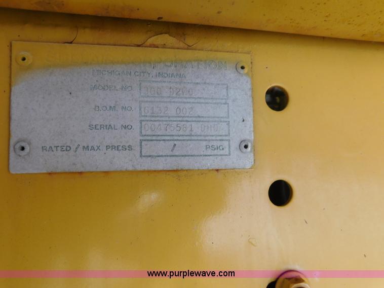 image for item J7488 Sullair 300 D2W0 air compressor