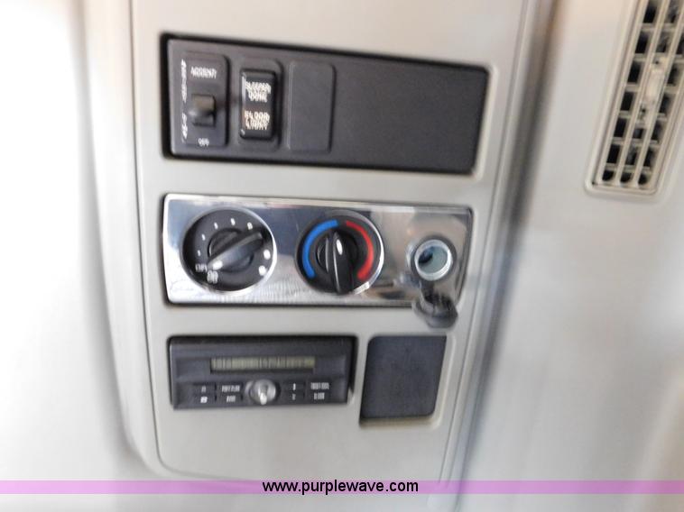 image for item J7491 2012 International ProStar semi truck