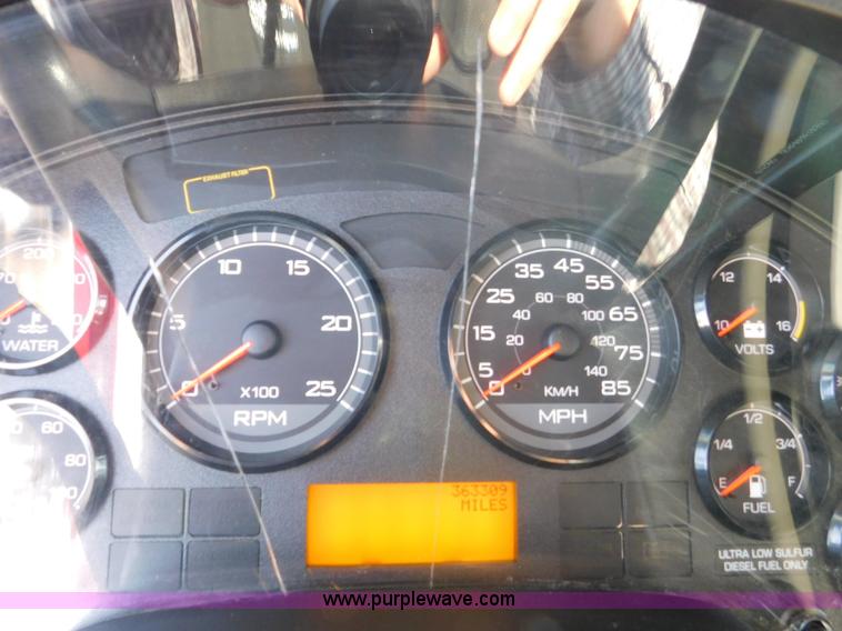 image for item J7491 2012 International ProStar semi truck