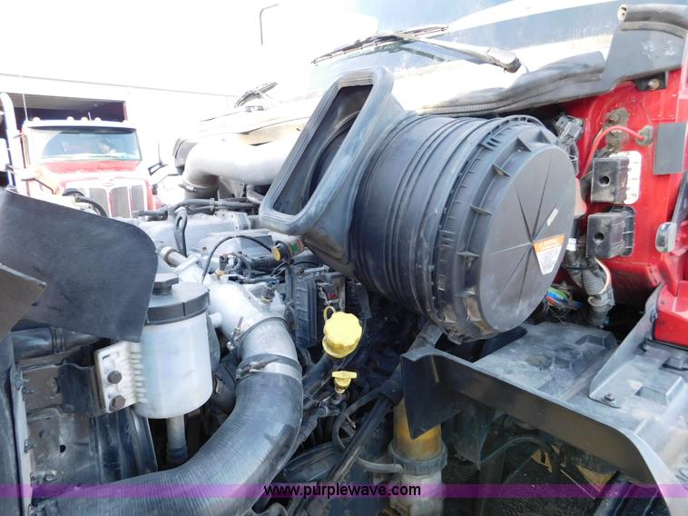 image for item J7491 2012 International ProStar semi truck