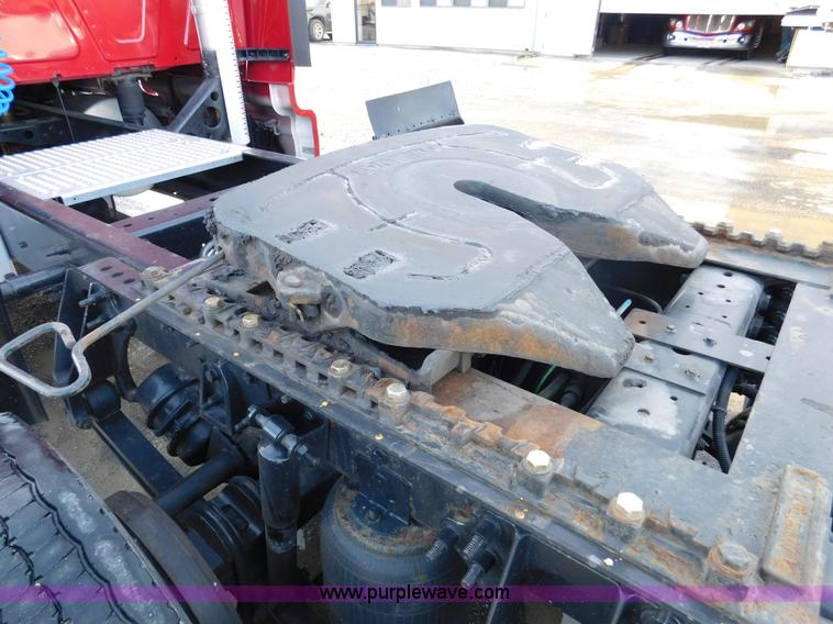 image for item J7491 2012 International ProStar semi truck