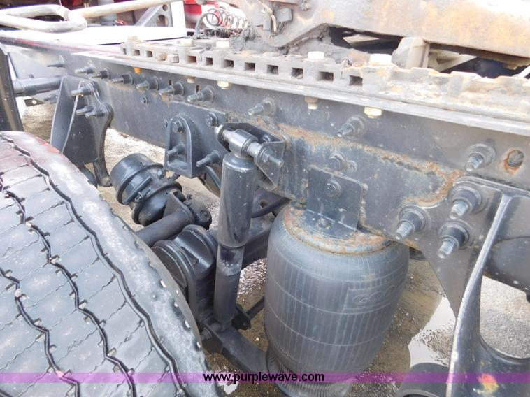 image for item J7491 2012 International ProStar semi truck