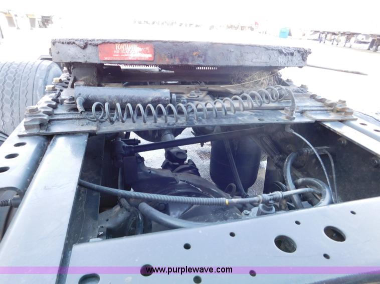 image for item J7491 2012 International ProStar semi truck