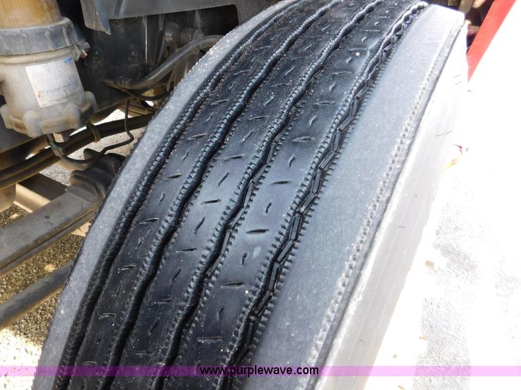 image for item J7491 2012 International ProStar semi truck