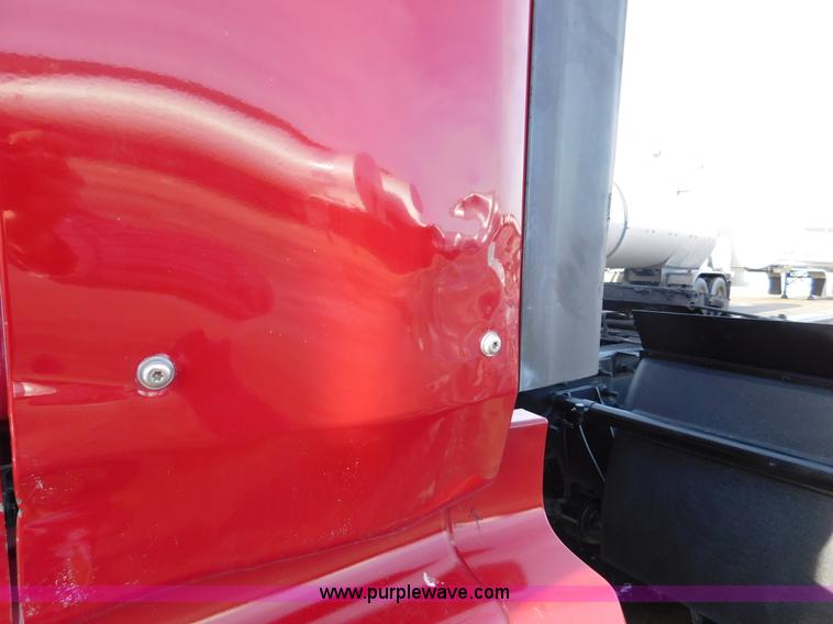 image for item J7491 2012 International ProStar semi truck