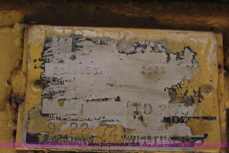 image for item J7749 1968 International TD25C dozer