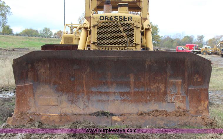 image for item J7749 1968 International TD25C dozer