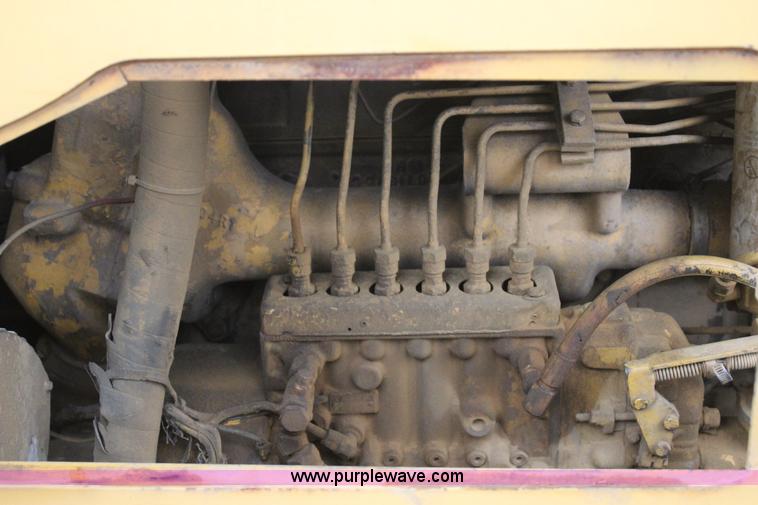 image for item J7749 1968 International TD25C dozer