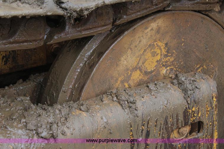 image for item J7749 1968 International TD25C dozer