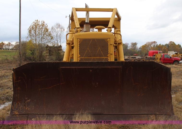 image for item J7750 1971 International TD25C dozer