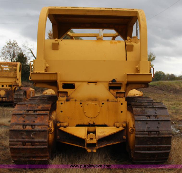 image for item J7750 1971 International TD25C dozer
