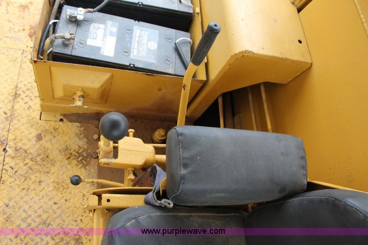 image for item J7750 1971 International TD25C dozer