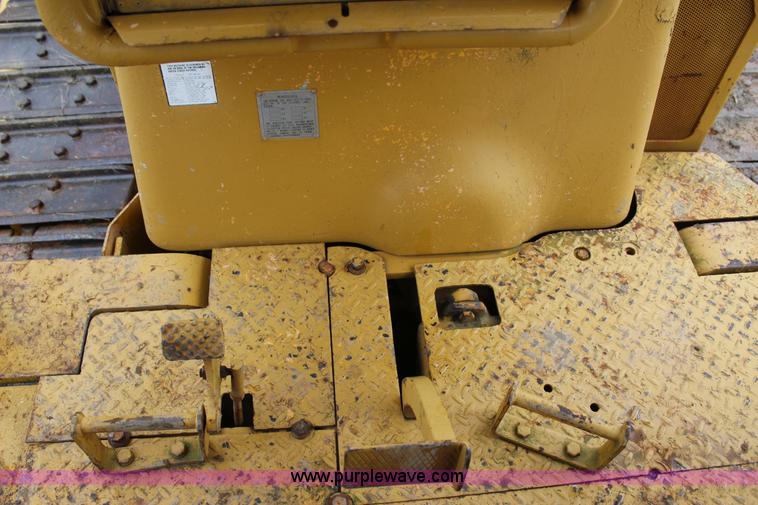 image for item J7750 1971 International TD25C dozer