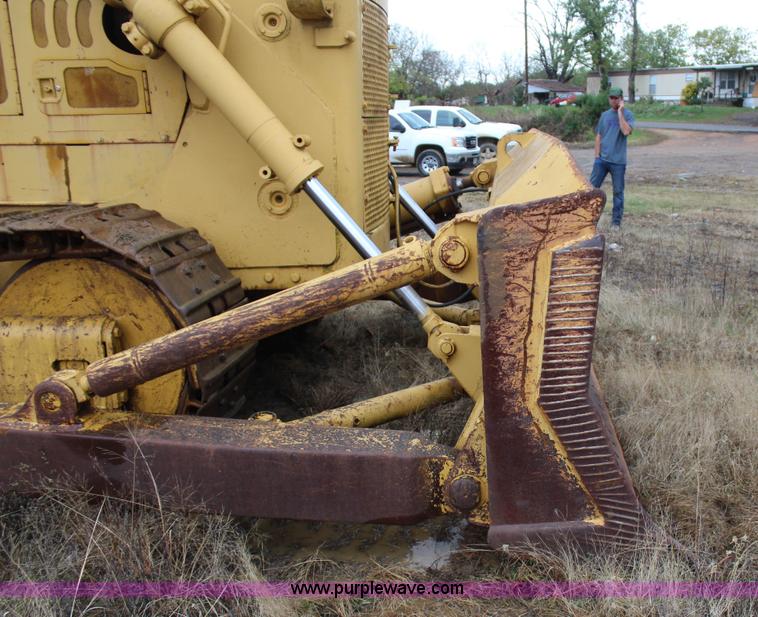 image for item J7750 1971 International TD25C dozer