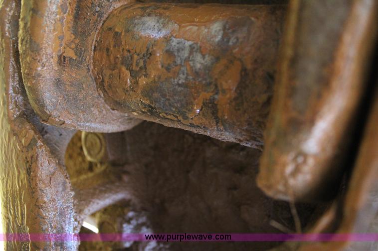 image for item J7750 1971 International TD25C dozer