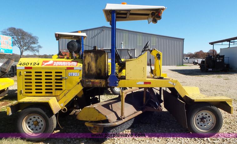 image for item J8410 Superior Broom DT80J broom