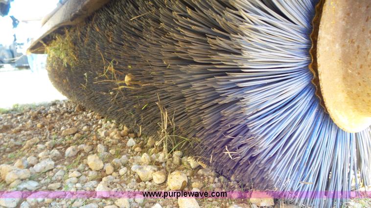 image for item J8410 Superior Broom DT80J broom