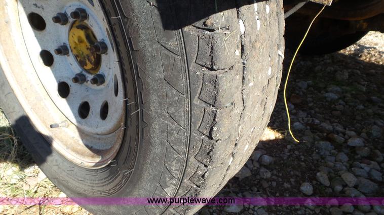 image for item J8410 Superior Broom DT80J broom