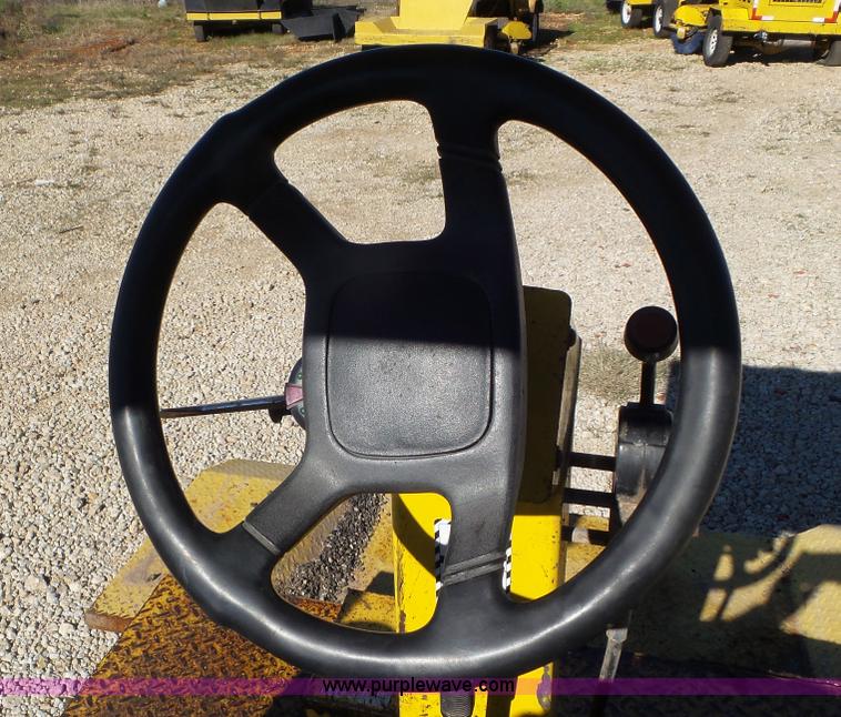 image for item J8411 Superior Broom DT80J broom