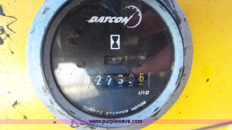 image for item J8411 Superior Broom DT80J broom