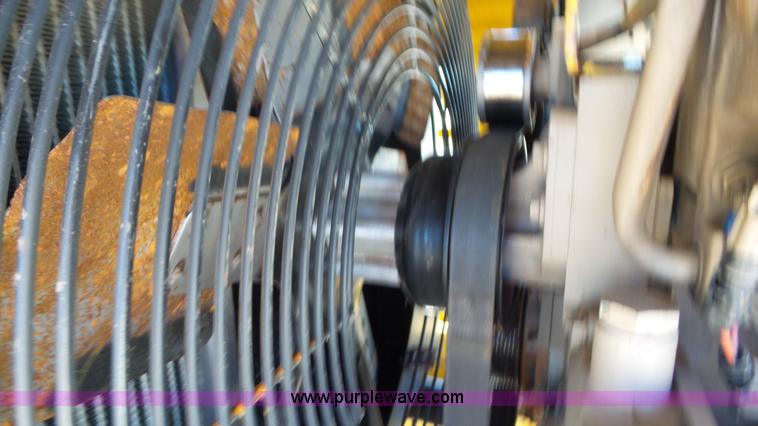 image for item J8411 Superior Broom DT80J broom