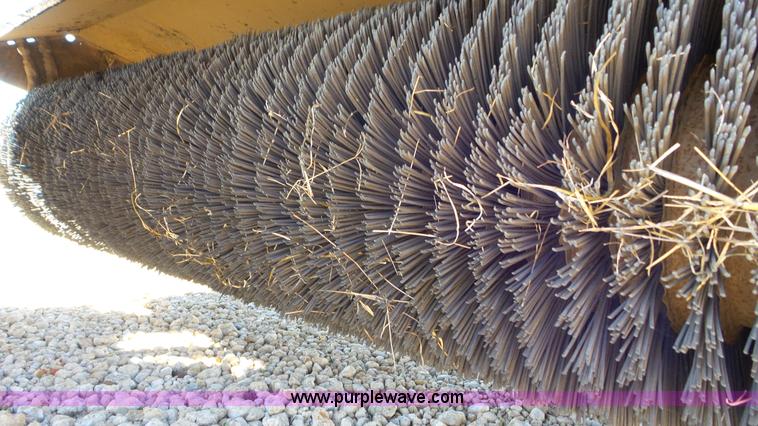 image for item J8411 Superior Broom DT80J broom