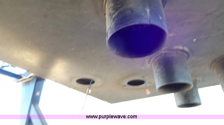 image for item J8413 Solar Tech arrow board