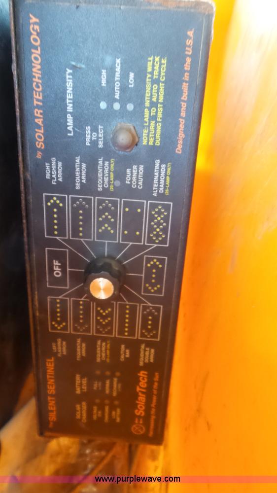 image for item J8413 Solar Tech arrow board