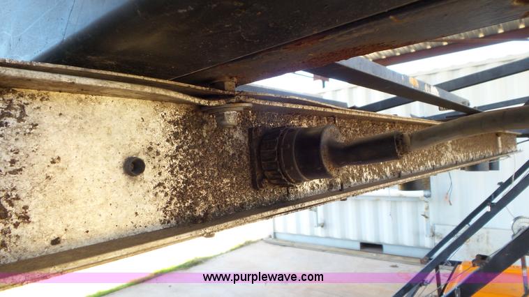 image for item J8413 Solar Tech arrow board