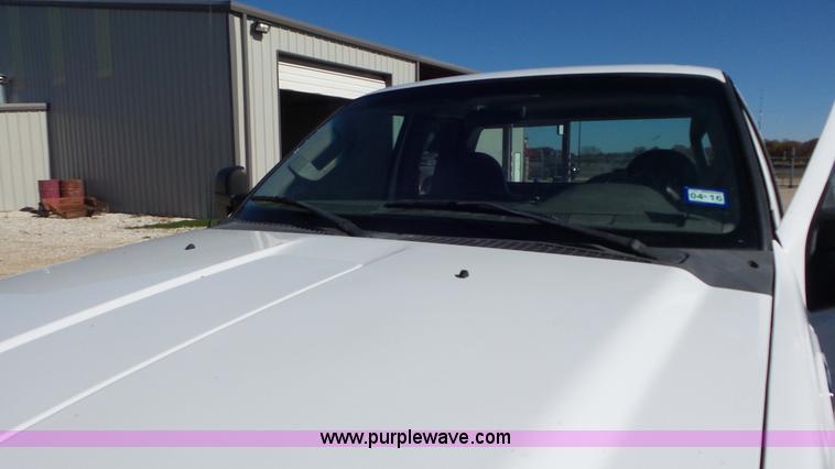 image for item J8414 2008 Ford F250 XL SuperCab pickup truck