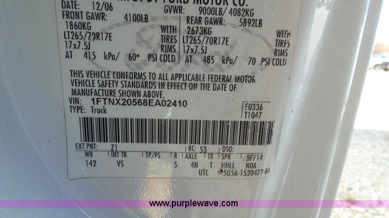 image for item J8414 2008 Ford F250 XL SuperCab pickup truck