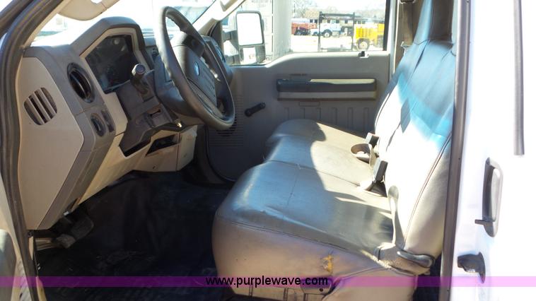 image for item J8417 2008 Ford F250 XL SuperCab pickup truck