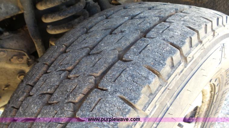 image for item J8417 2008 Ford F250 XL SuperCab pickup truck