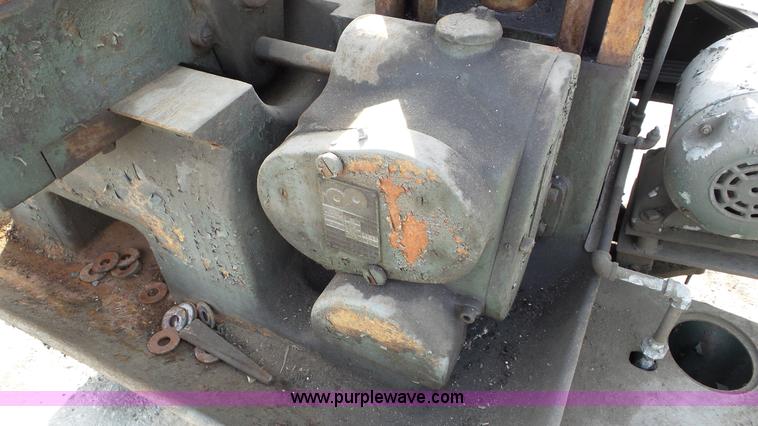 image for item J8457 Hill-Clark Machinery horizontal mill