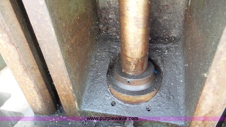 image for item J8457 Hill-Clark Machinery horizontal mill