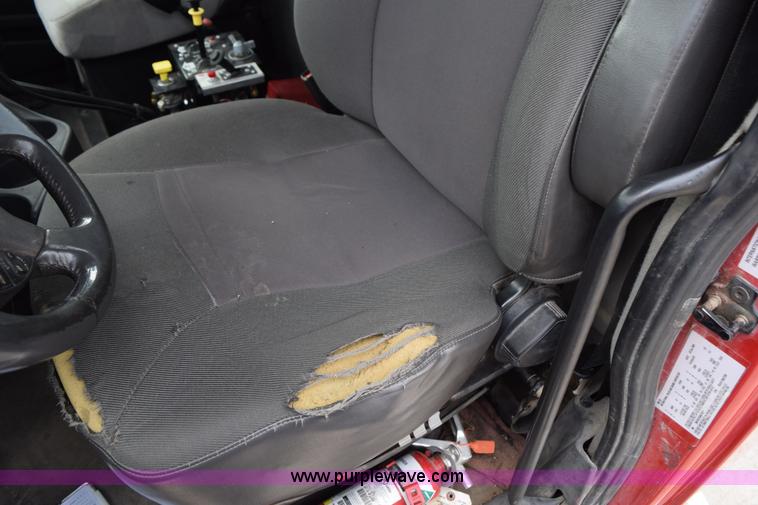 image for item J8465 2010 International ProStar semi truck