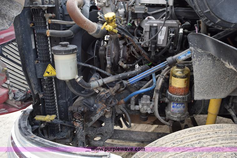 image for item J8465 2010 International ProStar semi truck