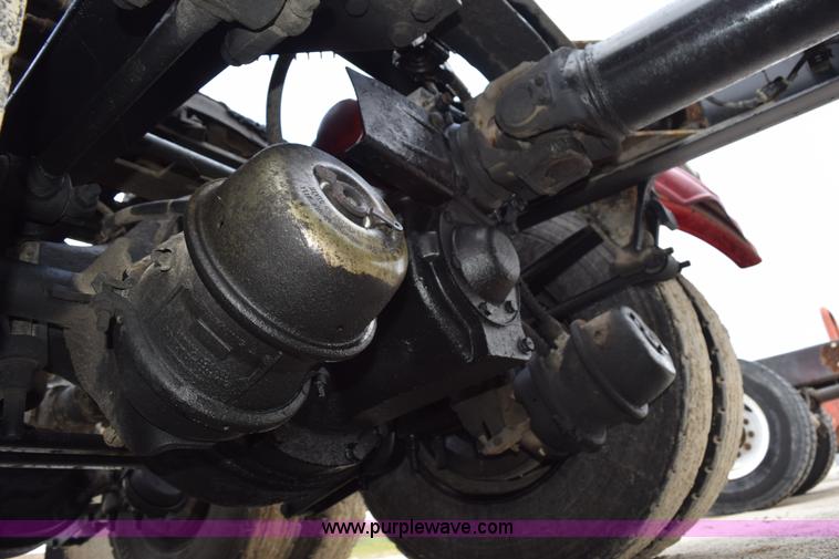 image for item J8465 2010 International ProStar semi truck