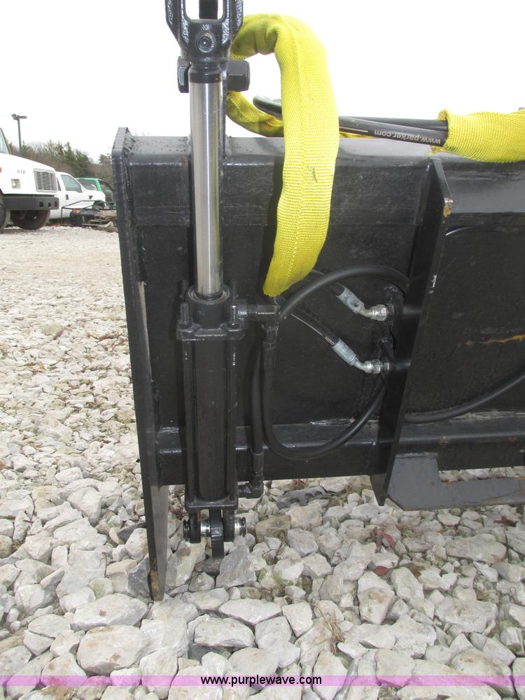 image for item J8757 Skid steer grapple bucket