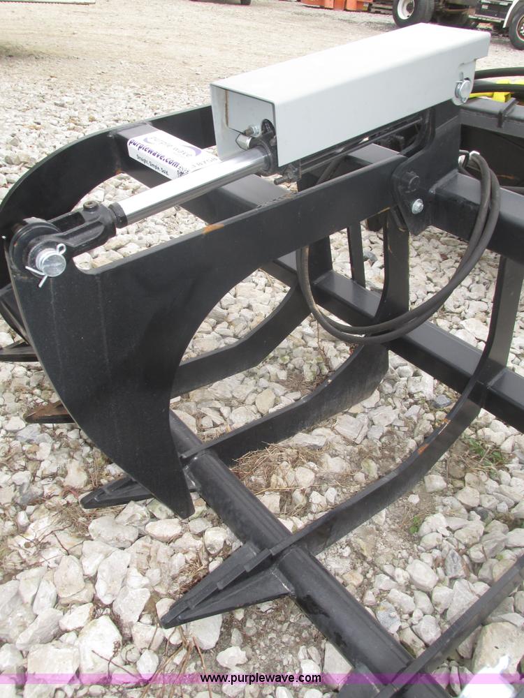 image for item J8758 Tomahawk grapple bucket