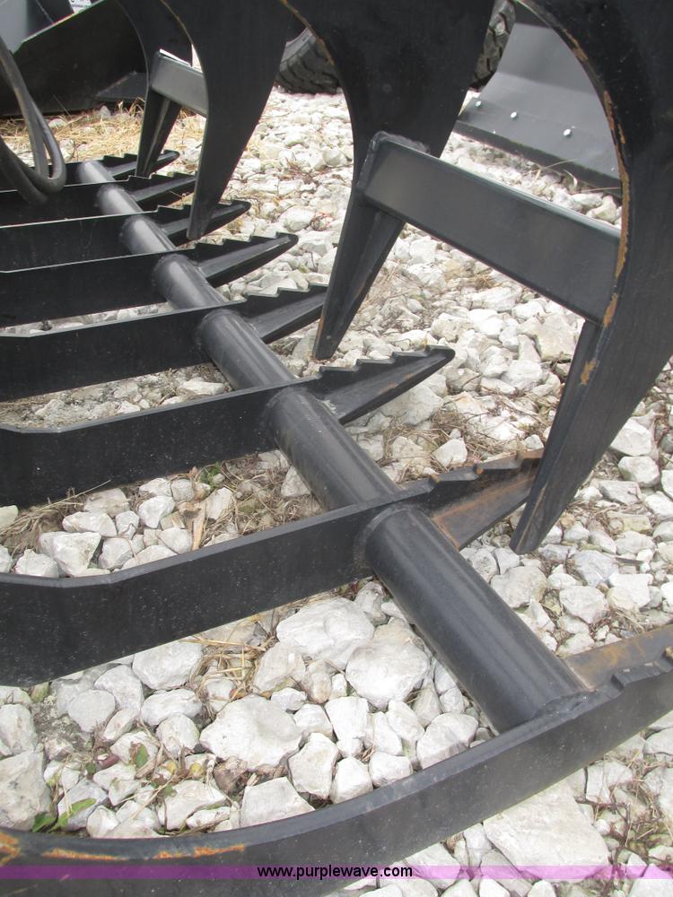 image for item J8758 Tomahawk grapple bucket