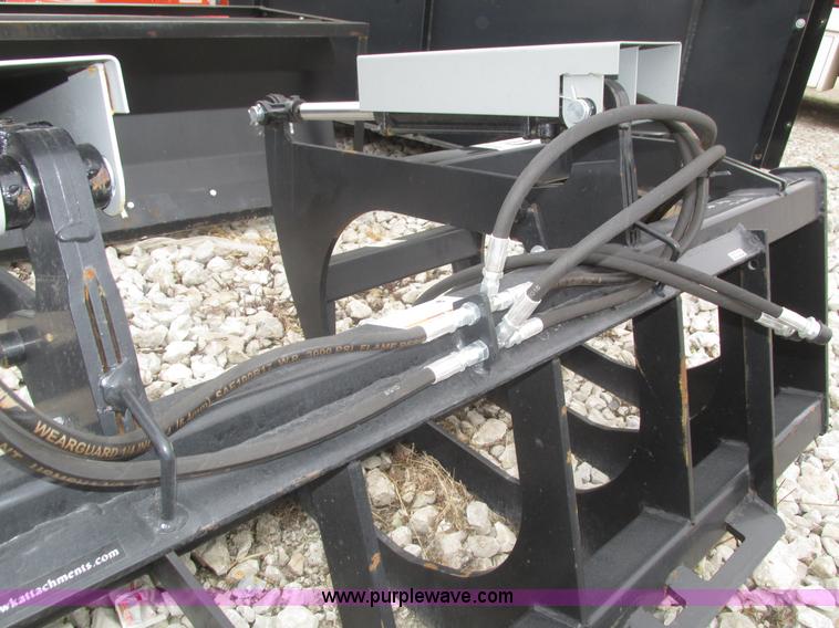 image for item J8758 Tomahawk grapple bucket