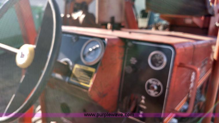 image for item K1171 1983 Ditch Witch 6510 trencher