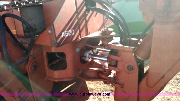 image for item K1171 1983 Ditch Witch 6510 trencher